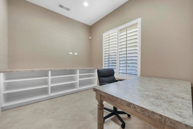 80370 Camarillo Way, La Quinta, CA 92253