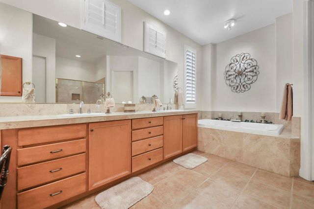 80370 Camarillo Way, La Quinta, CA 92253