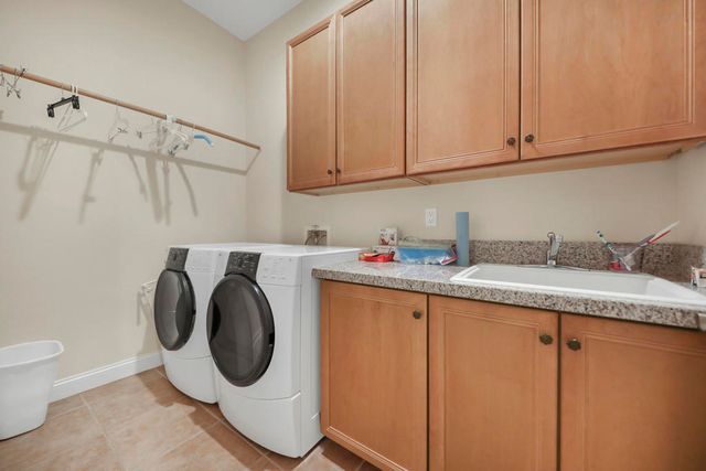 80370 Camarillo Way, La Quinta, CA 92253