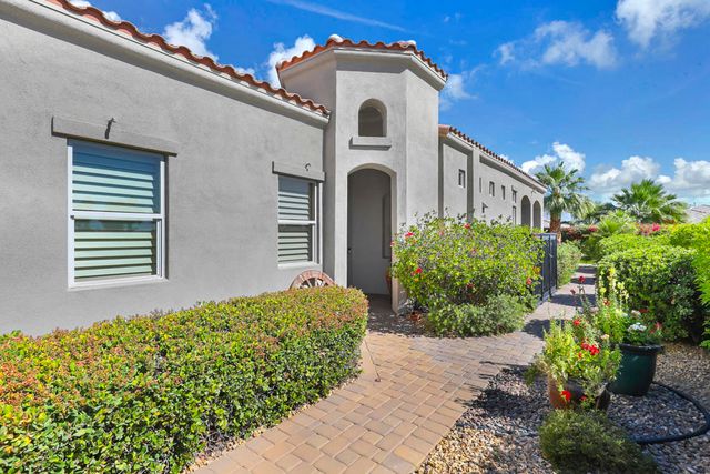 80370 Camarillo Way, La Quinta, CA 92253