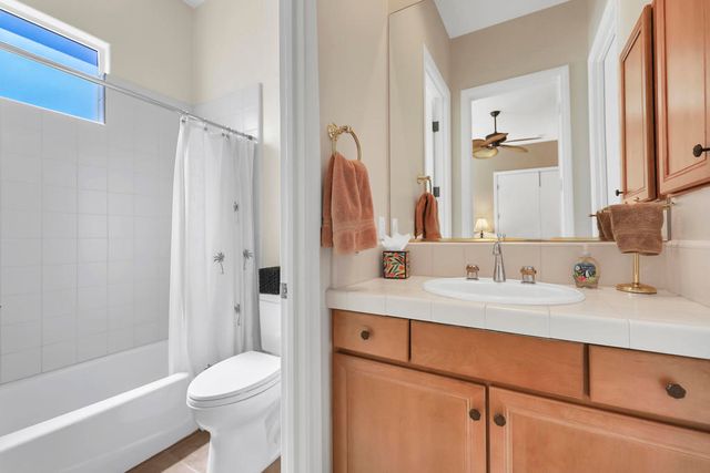 80370 Camarillo Way, La Quinta, CA 92253