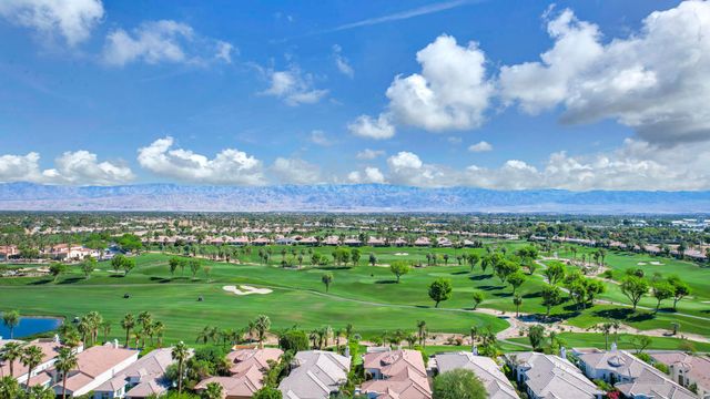 80370 Camarillo Way, La Quinta, CA 92253