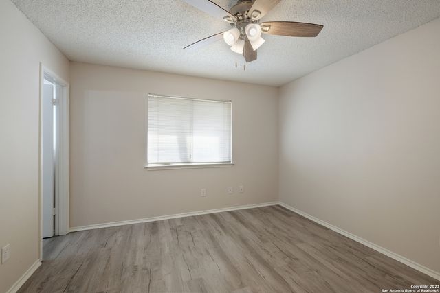 629 Fern Meadow Dr, Universal City, TX 78148