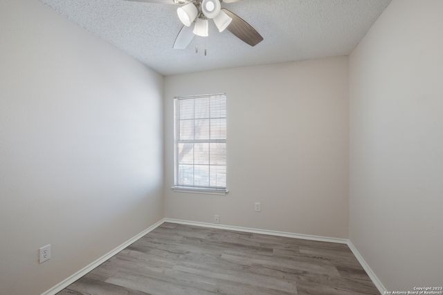 629 Fern Meadow Dr, Universal City, TX 78148