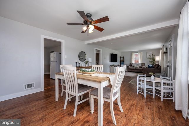 12 STROHM RD, Shippensburg, PA 17257