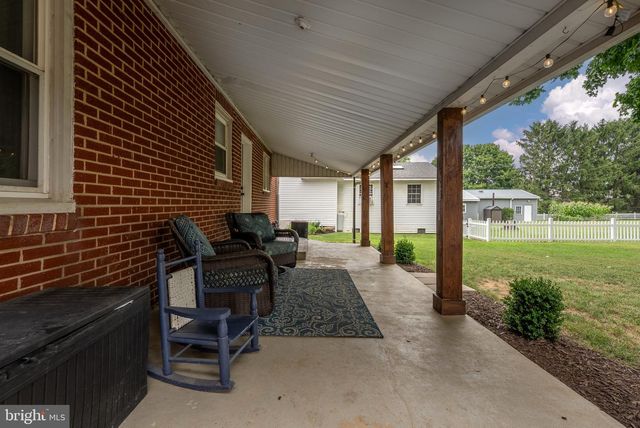 12 STROHM RD, Shippensburg, PA 17257