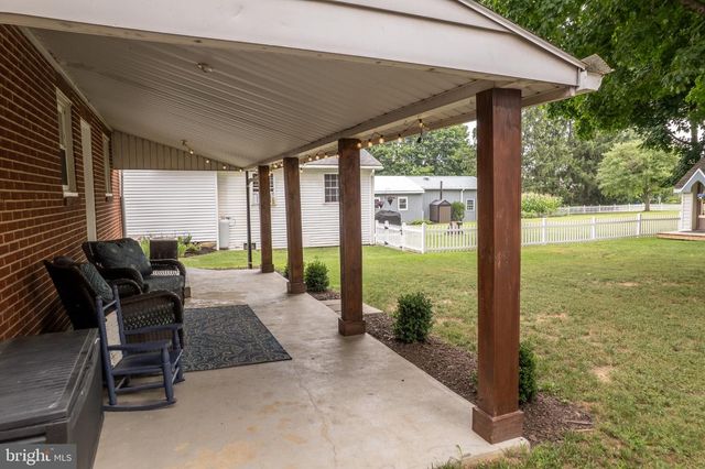 12 STROHM RD, Shippensburg, PA 17257