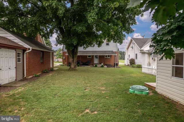 12 STROHM RD, Shippensburg, PA 17257
