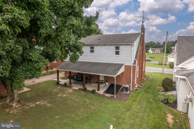12 STROHM RD, Shippensburg, PA 17257