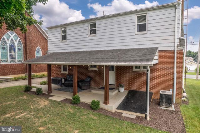 12 STROHM RD, Shippensburg, PA 17257