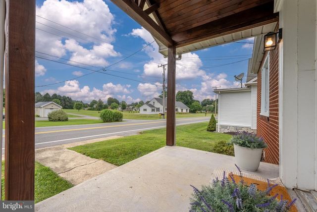 12 STROHM RD, Shippensburg, PA 17257
