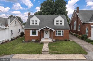 12 STROHM RD, Shippensburg, PA 17257