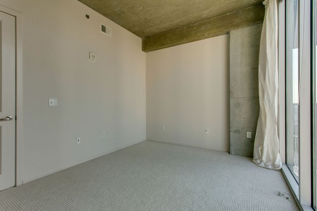 415 Church St Apt 2402, Nashville, TN 37219