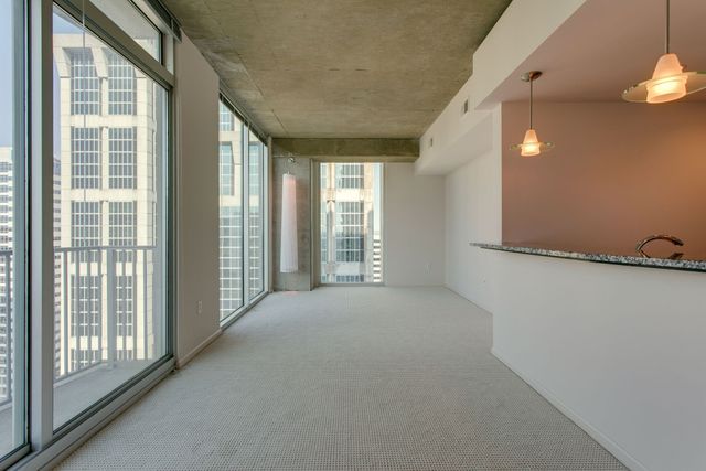 415 Church St Apt 2402, Nashville, TN 37219