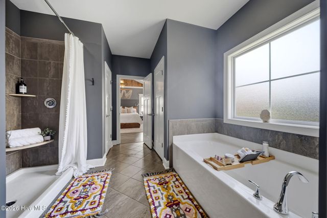 88 S Lamplighters Walk, Hampstead, NC 28443