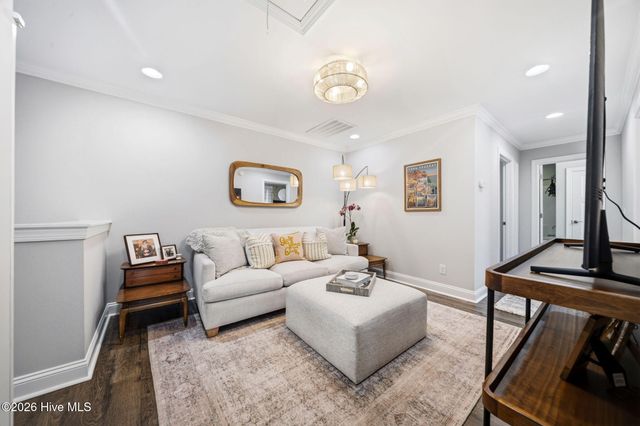 88 S Lamplighters Walk, Hampstead, NC 28443