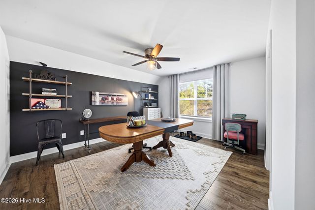 88 S Lamplighters Walk, Hampstead, NC 28443
