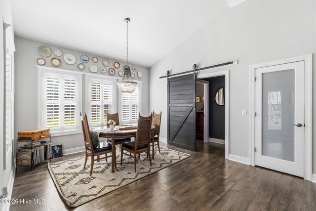88 S Lamplighters Walk, Hampstead, NC 28443
