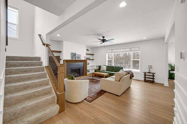 1079 Kleven Lane, Crown Point, IN 46307