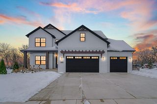 1079 Kleven Lane, Crown Point, IN 46307