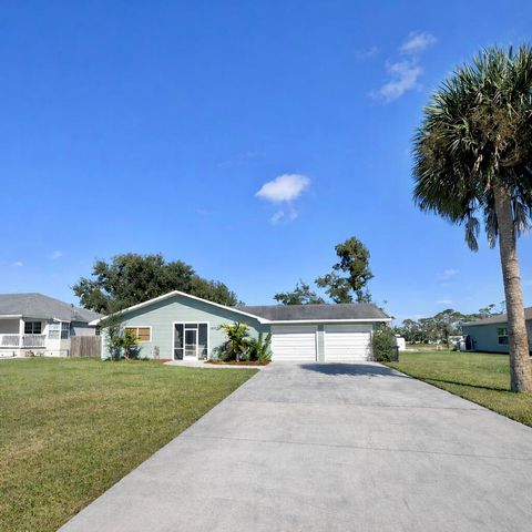 5812 Killarney Avenue, Fort Pierce, FL 34951