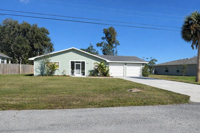 5812 Killarney Avenue, Fort Pierce, FL 34951