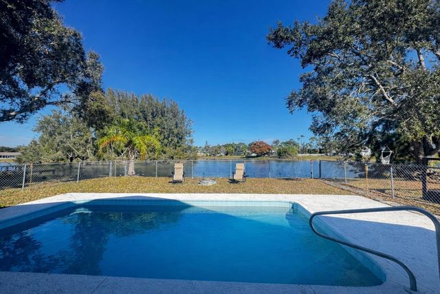 5812 Killarney Avenue, Fort Pierce, FL 34951