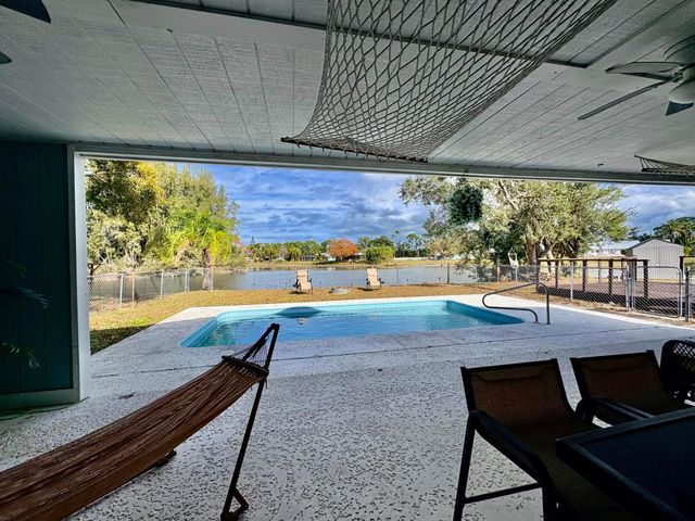 5812 Killarney Avenue, Fort Pierce, FL 34951