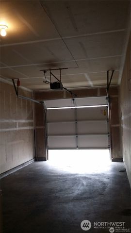 906 S 22nd Court, Mount Vernon, WA 98274