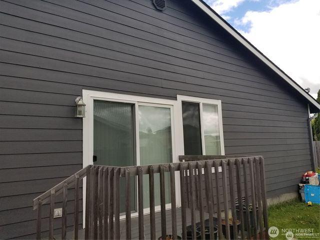 906 S 22nd Court, Mount Vernon, WA 98274