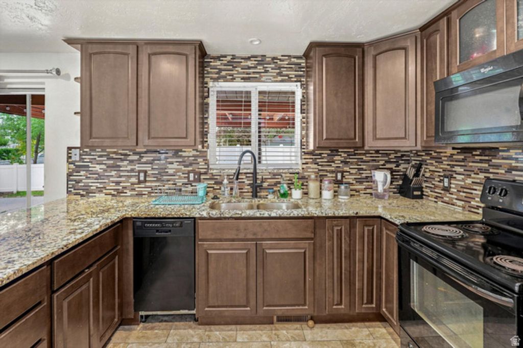 3856 S 7160 W, West Valley City, UT 84128 — photo 3