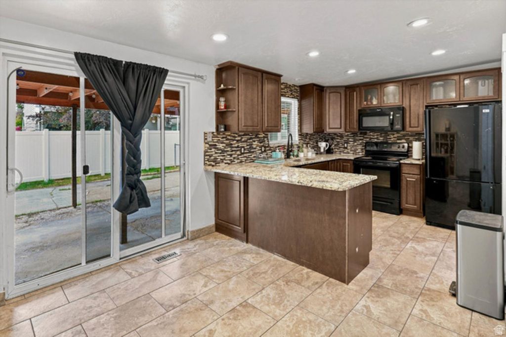 3856 S 7160 W, West Valley City, UT 84128 — photo 4