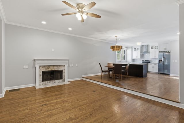 2836 Woodlawn Dr, Nashville, TN 37215