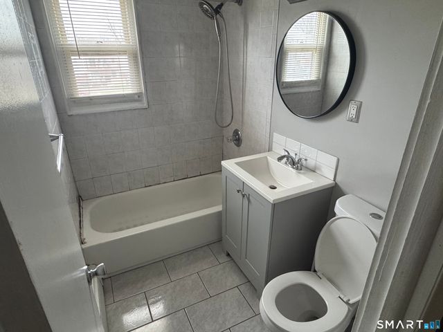 239 Cherry Hill Drive 2A, Bridgeport, CT 06606