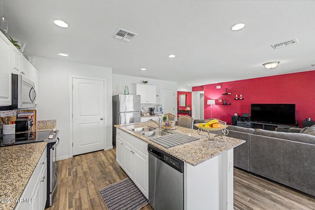 808 W CAROLINE Street, Coolidge, AZ 85128