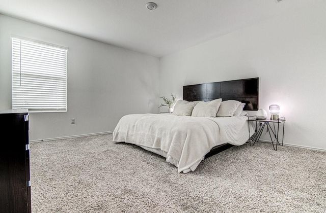 17719 DOCKERY DR, Elgin, TX 78621