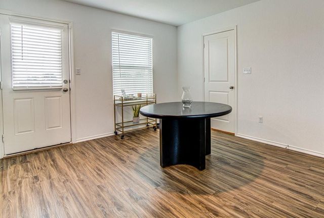 17719 DOCKERY DR, Elgin, TX 78621