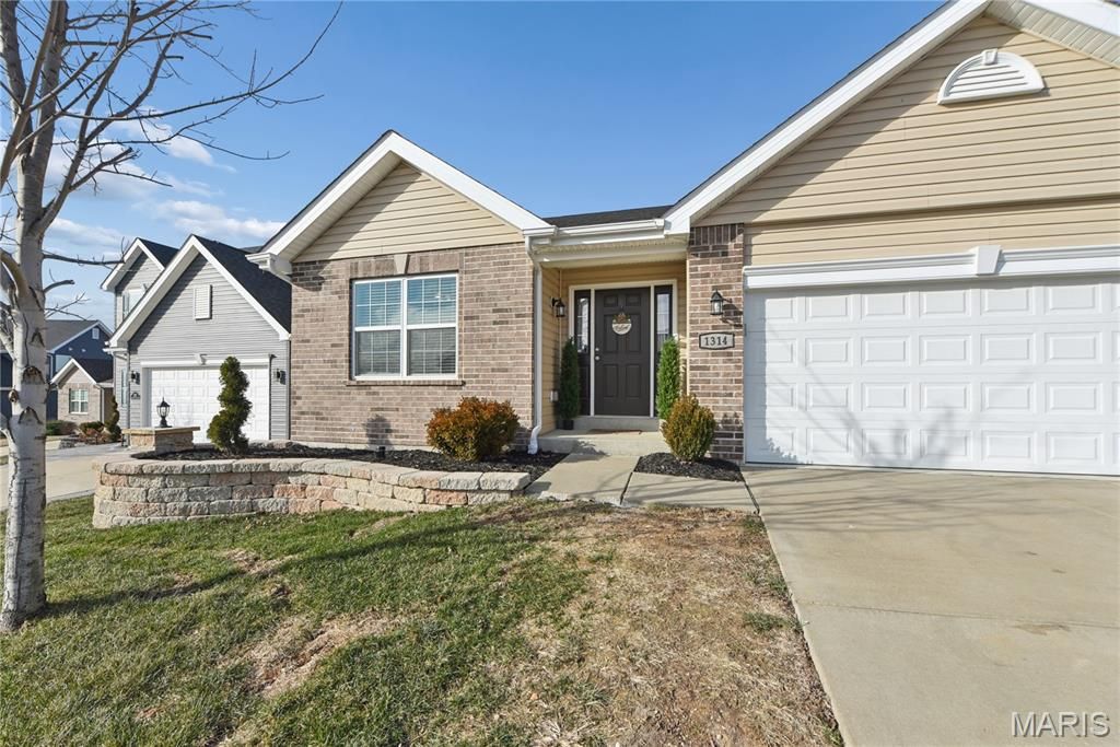 1314 Woodgrove Park Drive, O'fallon, MO 63366
