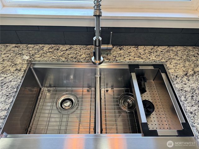 15735 SE 117th Avenue, Renton, WA 98058