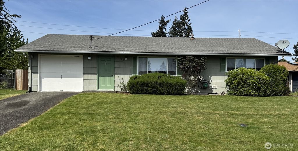 15735 SE 117th Avenue, Renton, WA 98058