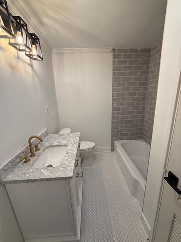 4484 CHARLESWOOD AVE, Memphis, TN 38117