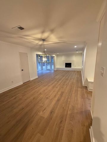 4484 CHARLESWOOD AVE, Memphis, TN 38117