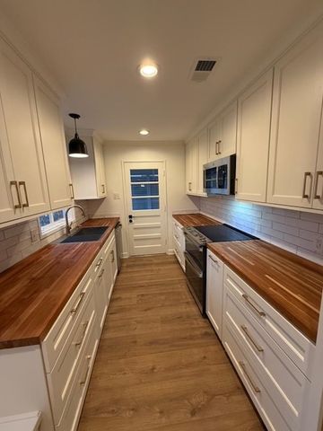 4484 CHARLESWOOD AVE, Memphis, TN 38117