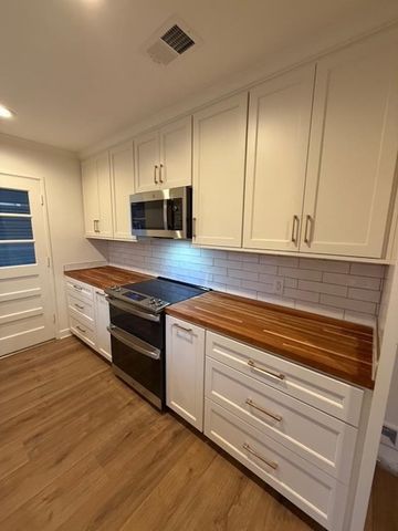 4484 CHARLESWOOD AVE, Memphis, TN 38117