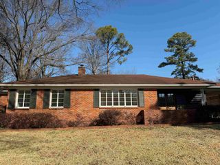 4484 CHARLESWOOD AVE, Memphis, TN 38117