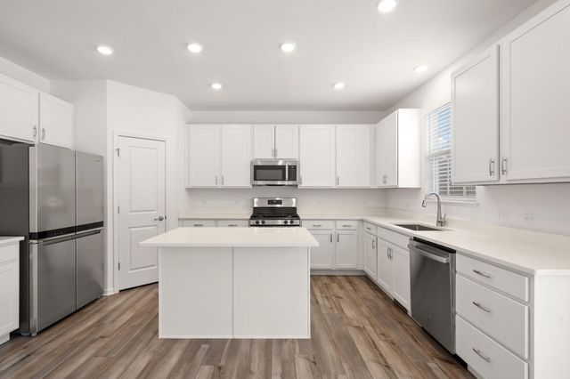 1811 E 111th Place, Crown Point, IN 46307