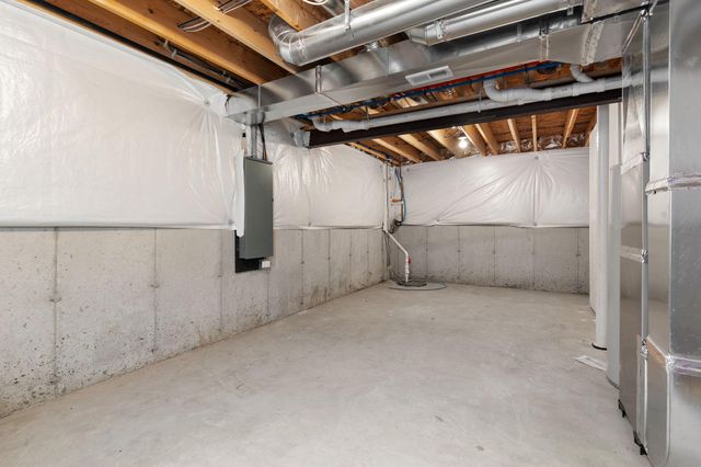 1811 E 111th Place, Crown Point, IN 46307