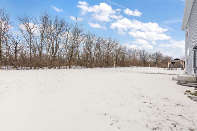 1811 E 111th Place, Crown Point, IN 46307