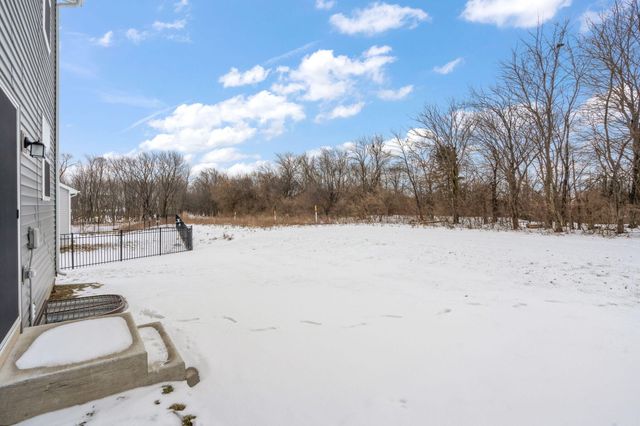 1811 E 111th Place, Crown Point, IN 46307