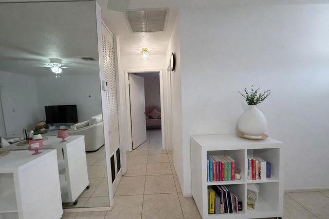 2947 Ashley Drive W Apt A, West Palm Beach, FL 33415